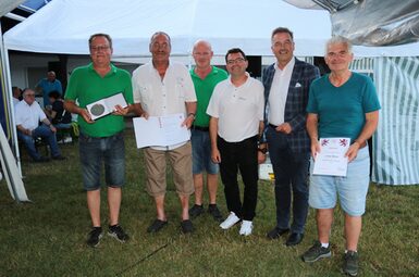 Silberne Ehrenplakette an SC Niedergirmes verliehen