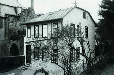 Das 1888 entstandene erste selbstständige Werkstattgebäude